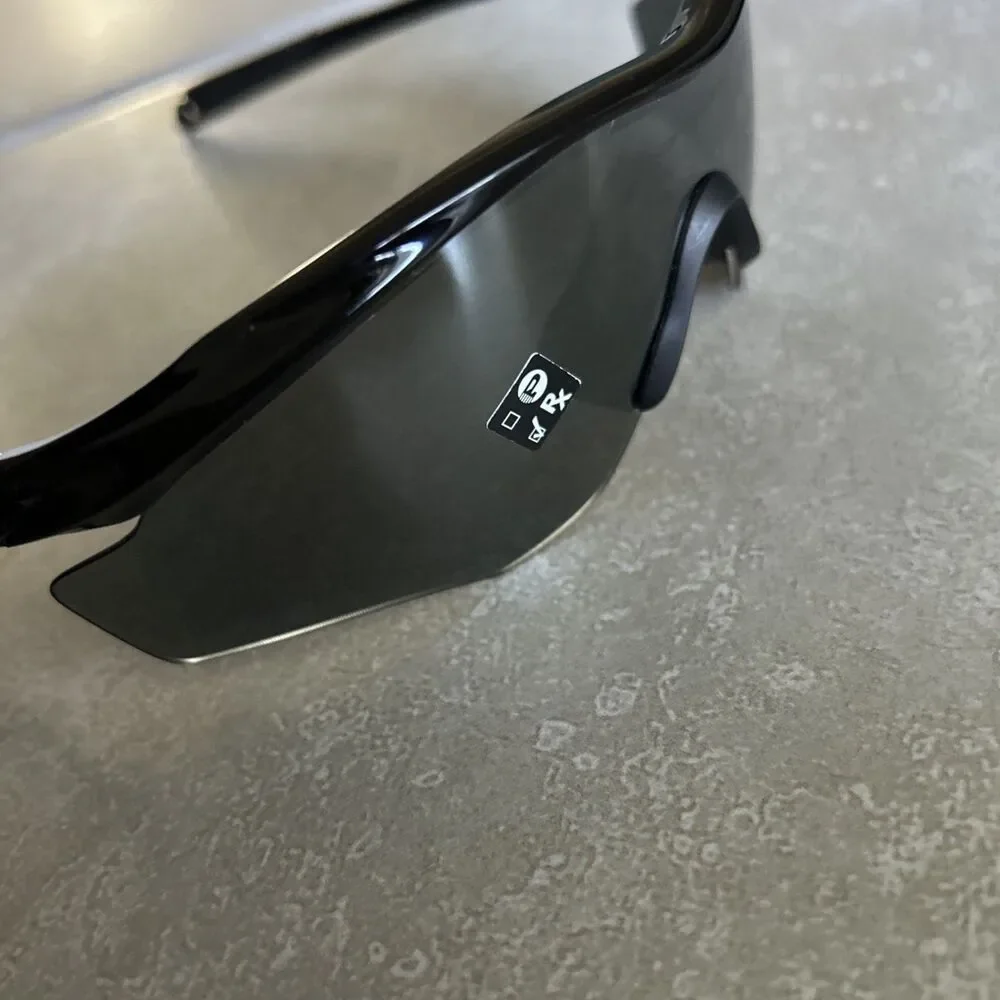 Oakley comes cloth